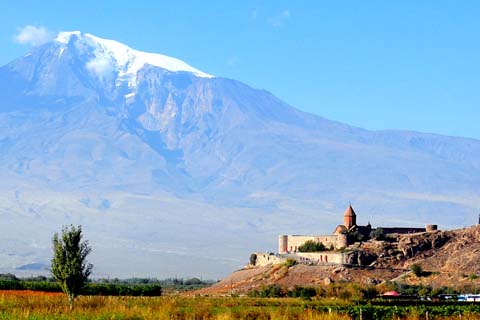 Berg Großer Ararat mit Kloster Chor Virap