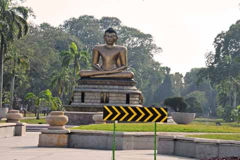 Colombo - Vihara Maha Devi Park