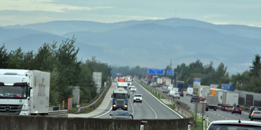 Westautobahn A1 bei Enns, Österreich