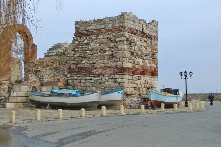 Western fortress wall Западна крепостна стена, Nessebar Western fortress wall Западна крепостна стена, Nessebar