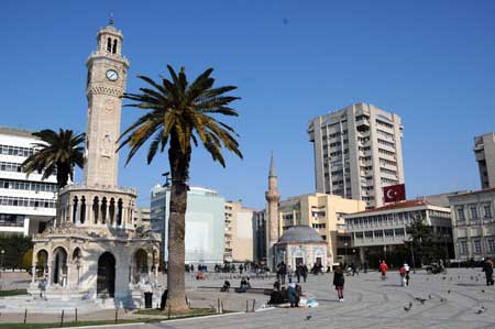 Izmir Saat Kulesi Uhrenturm