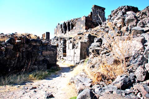 Kloster Saint Sarkis / Sargis Monastery / Surp Sarkis Vank Սուրբ Սարգիս Վանք / Ուշի Վանք in Ushi Ուշի