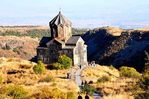 Vahramashen Surb Astvatsatsin Church, Amberd