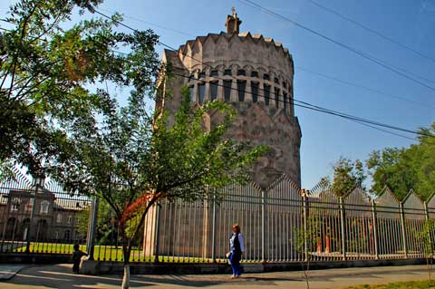 Church of the Holy Archangels Սրբոց Հրեշտակապետաց եկեղեցի Echmiadzin