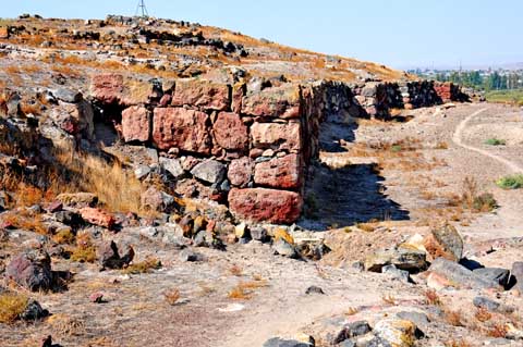 Festung Metsamor / Mezamor / Մեծամոր - Ausgrabungsstätte und Museum