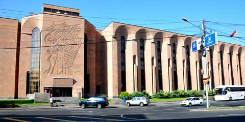 History Museum Երևան Քաղաքի պատմության թանգարան mit Rathaus Municipality Երևանի քաղաքապետարան, Eriwan / Yerevan