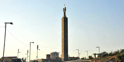 Denkmal zum 50. Jahrestag der Oktoberrevolution / Memorial of the 50th anniversary, Eriwan / Yerevan