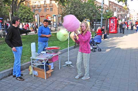 Gedenkpark The open-air exhibition "Cultural Genocide / Symbol of Khachkars", Eriwan / Yerevan