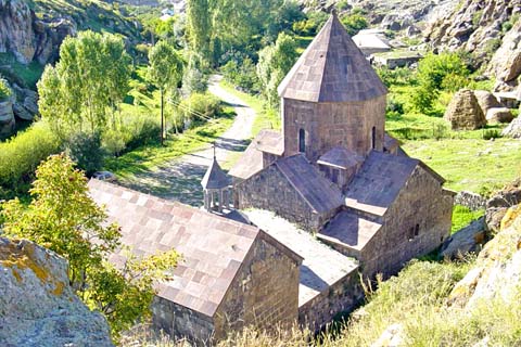 Nonnenkloster Vanevan Monastery, Artsvanis