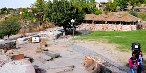 Palai Pagan- / Mithras-Tempel Գառնու տաճար Garni