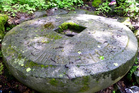 Surb Grigor Bardzrakash / Bardzraqash Monastery, Dsegh