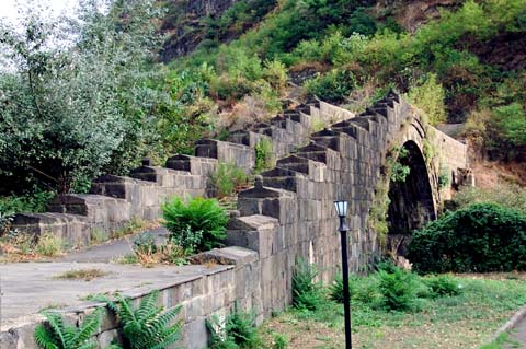 Sanahin-Brücke, Alawerdi