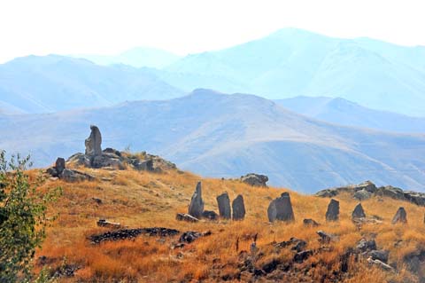 Zorakarer Զորաց Քարեր „Steinarmee“ Քարահունջ, Karahundsch, Karahunj