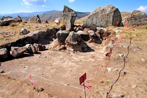 Zorakarer Զորաց Քարեր „Steinarmee“ Քարահունջ, Karahundsch, Karahunj