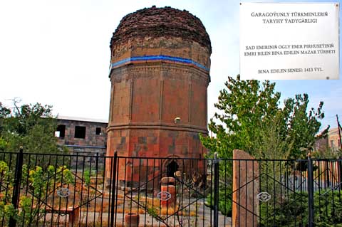 Mausoleum of Turkmen Emirs / Kara Koyunlu Tomb, Yerevan / Erivan