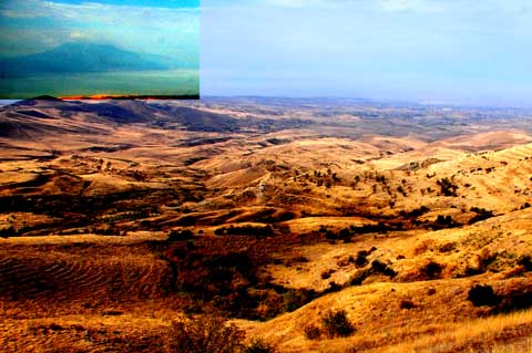 Charents Arch Չարենցի կամար, Voghjaberd