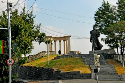 Admiral Ivan Isakov Statue, Yerevan / Erevan