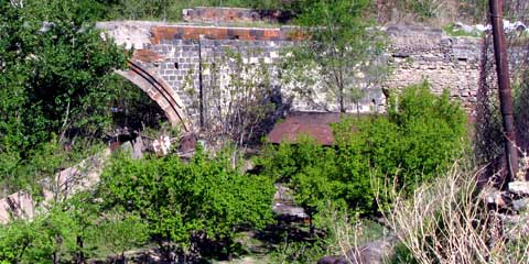 Rote Brücke Կարմիր կամուրջ , Karmir kamurj / Brücke von Khoja Plav, Խոջա Փլավի կամուրջ , Khoja Plavi kamurj, Eriwan / Yerevan