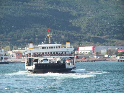 Fähre bei Darcia über den Marmara Meer