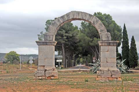 Arc de Cabanes