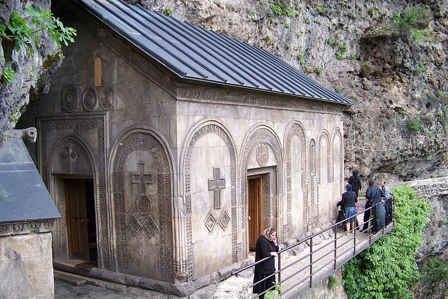 Höhlen-Nonnenkloster Mghvimevi