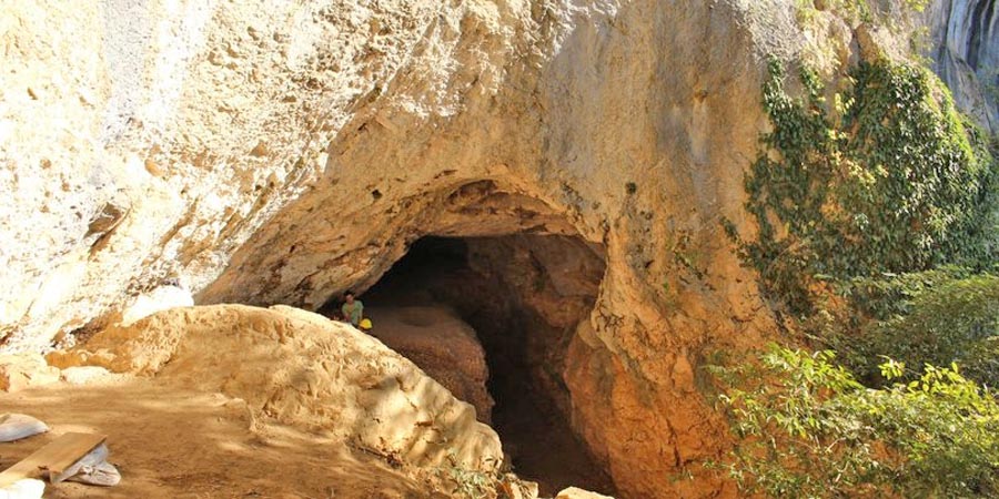 Tsutskhvati Cavern (Maghara) ცუცხვათის მღვიმოვანი (მაღარა)