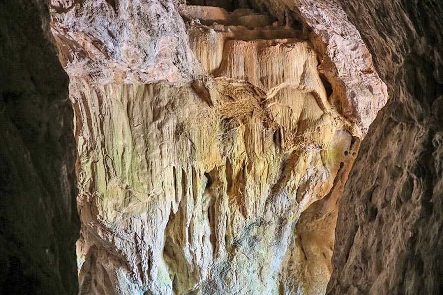 Tsutskhvati Cavern (Maghara) ცუცხვათის მღვიმოვანი (მაღარა)
