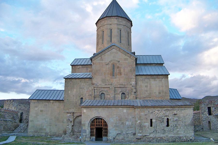 Tsilkani Cathedral წილკნის ღვთისმშობლის შობის საკათედრო ტაძარი