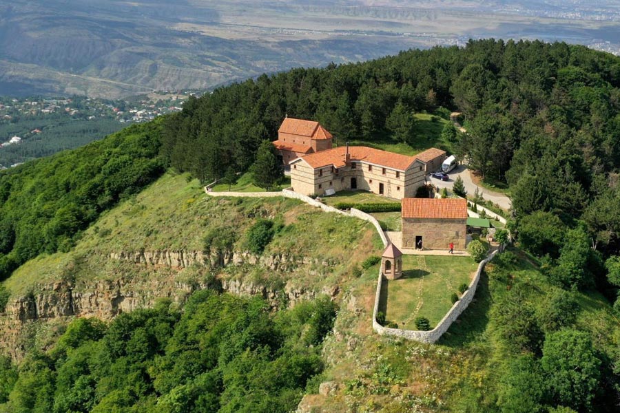 Udzo Monastery უძოს მონასტერი, Kojori
