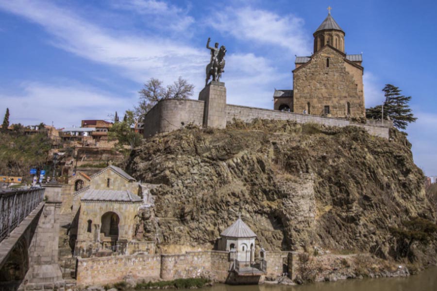 >Metekhi-Kathedrale მეტეხის ღვთისმშობლის შობის ტაძარი, Tbilisi