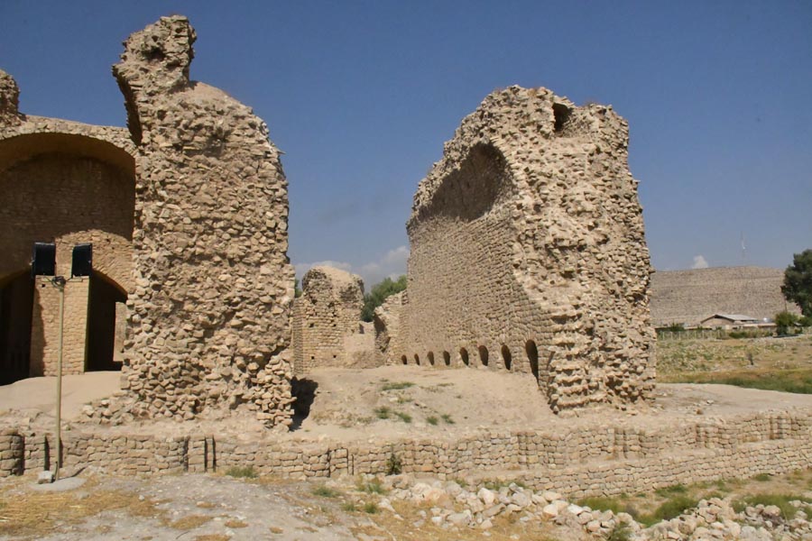 Palast von Firusabad / Ardashir Pāpakan قصر اردشير پاپکان Qasr-eh-eh Ardashir Pāpakān