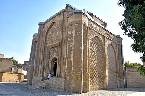 Alavian Dome / Cupola گنبد علویان (Gonbad-e-Alavian), Hamedan Alavian Dome / Cupola گنبد علویان (Gonbad-e-Alavian), Hamedan