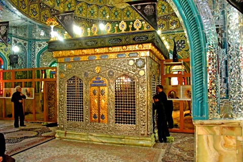 Mausoleum Imamzadeh Baqir Bistoun امامزاده باقر بیستون