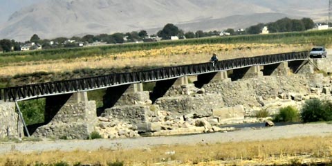 Pol-e Khosrow-Brücke, Khosro Bridge پل خسرو