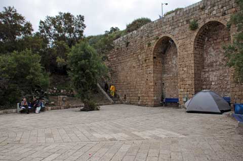 Tel Aviv - Zelten in der Altstadt Jaffa