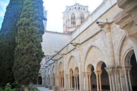 Monasterio de Santa María de Poblet Kreuzgang