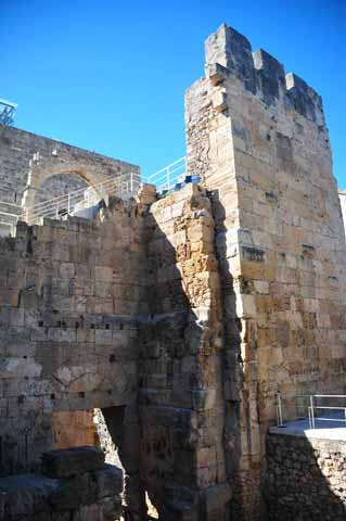 Pretori, Palau d'Agust o Castell de Pilat. Fòrum Provincial