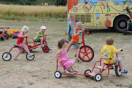 Spielmobil zum Familienfest Seebergen 2010