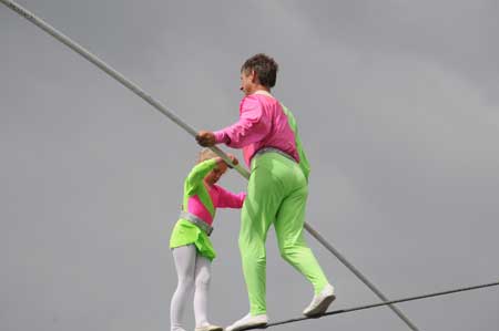 Hochseiltruppe Geschwister Weisheit - Gnthersleben 2011