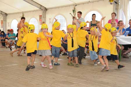 Kinder des Kindergartens Gänseblümchen - Gotha-Boilstädt 2011