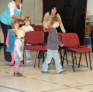 Stuhlpolonaise Vorschulkinder