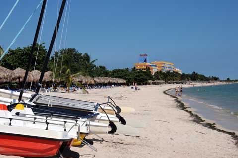 Strand am Hotel Brisas Trinidad Dei Mar
