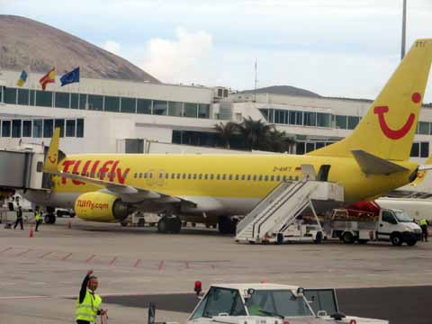 Boeing 737-800 TUIfly Aeropuerto de Lanzarote-Arrecife