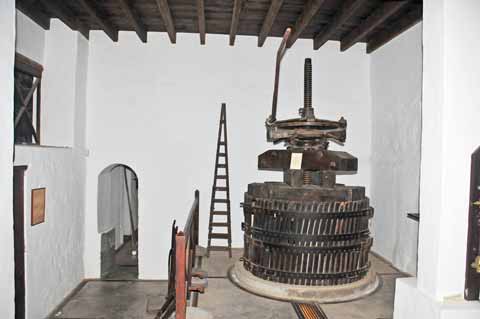Bodega El Grifo mit Weinmuseum