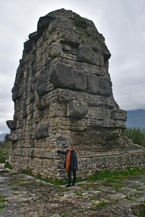 Kenotaph (Scheingrab) des Gaius Caesar, Limyra / Zemuri, Anıtı / Kenotaph / Cenotaph (Scheingrab) des Gaius Caesar Kenotaph (Scheingrab) des Gaius Caesar, Limyra / Zemuri, Anıtı / Kenotaph / Cenotaph (Scheingrab) des Gaius Caesar