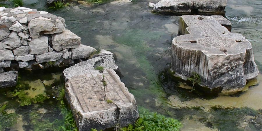 Limyra Antik Kenti, Sütunlu Cadde / Kolonnadenstraße / Colonnaded Street Limyra Antik Kenti, Sütunlu Cadde / Kolonnadenstraße / Colonnaded Street
