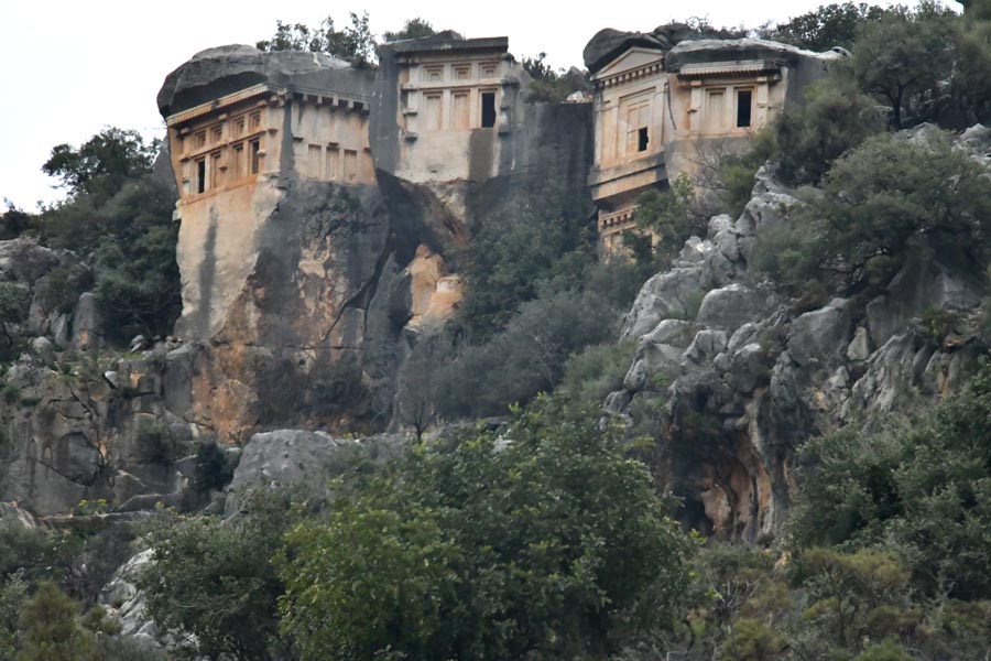 Limra Antik Kaya Mezarları, Rock Tomb - Nekropole / Nekropolü I von Limyra Limra Antik Kaya Mezarları, Rock Tomb - Nekropole / Nekropolü I von Limyra