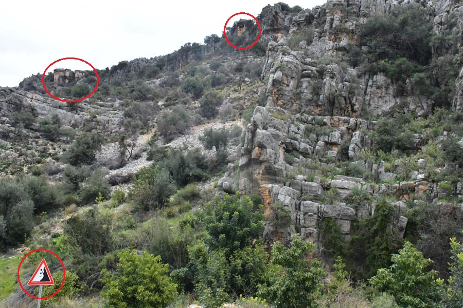 Limra Antik Kaya Mezarları, Rock Tomb - Nekropole / Nekropolü I von Limyra Limra Antik Kaya Mezarları, Rock Tomb - Nekropole / Nekropolü I von Limyra