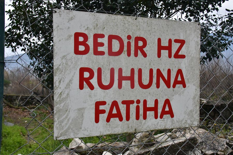 Limyra Antik Kenti, Osmanisches Heiligengrab / Osmanlı aziz mezarı Limyra Antik Kenti, Osmanisches Heiligengrab / Osmanlı aziz mezarı