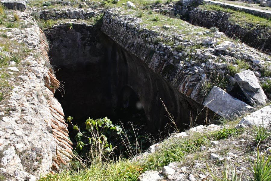 Rhodiapolis Antik Kenti, Temple of Asclepeios, Cistern